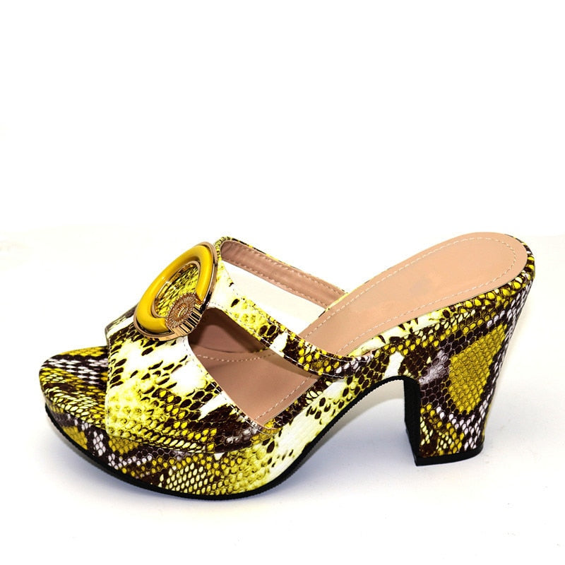 New Arrrival Italian Design Women Shoes Snake Pattern Multicolor with Rhinestone Summer Shoes Big Size Ladies Shoes High Heels