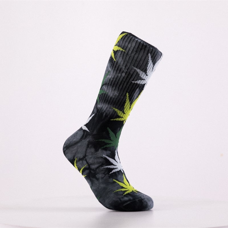 2019 High-quality Tie-dyed Maple Leaf Socks Long Fashion Weed Socks Men Skateboard Hiphop Socks Meias Women Couple Socks 1 Pairs