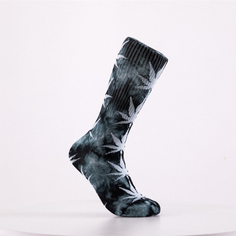 2019 High-quality Tie-dyed Maple Leaf Socks Long Fashion Weed Socks Men Skateboard Hiphop Socks Meias Women Couple Socks 1 Pairs