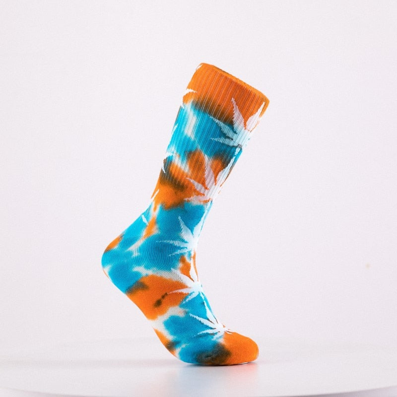 2019 High-quality Tie-dyed Maple Leaf Socks Long Fashion Weed Socks Men Skateboard Hiphop Socks Meias Women Couple Socks 1 Pairs