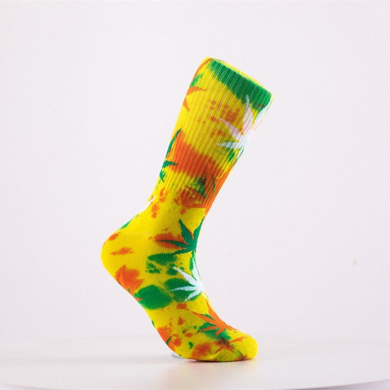 2019 High-quality Tie-dyed Maple Leaf Socks Long Fashion Weed Socks Men Skateboard Hiphop Socks Meias Women Couple Socks 1 Pairs