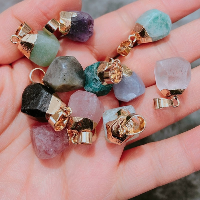 Fashion Quartz Pendant Necklace Natural Stone Irregular Crystal Necklace Female Bohemian Jewelry
