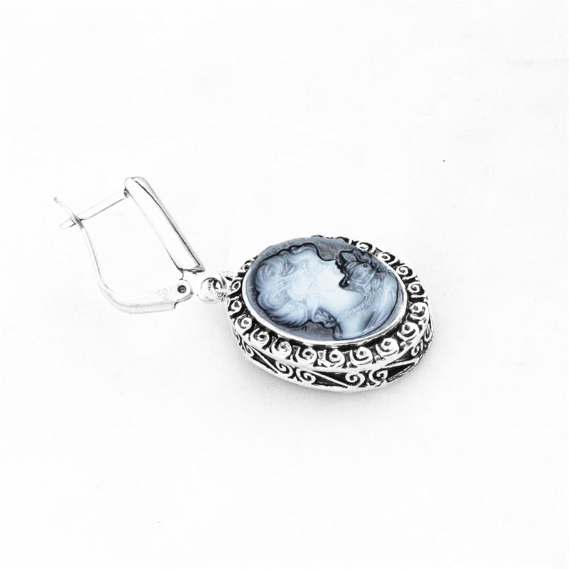 Lady Queen Cameo Earrings For Women Snail Pendant Vintage Earrings Antique Silver Plated Fashion Jewelry