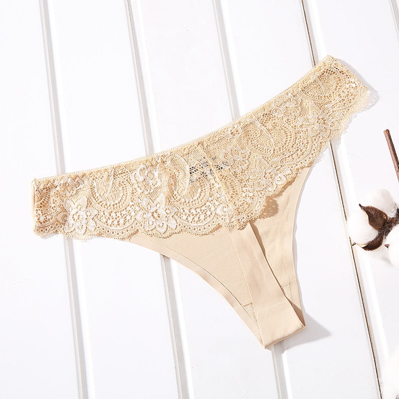 1 Pcs Female Ice Silk Thongs Underwear For Woman Sexy Lace Seamless Mid Rise Cotton Crotch Woman G-string Free Shipping BANNRIOU