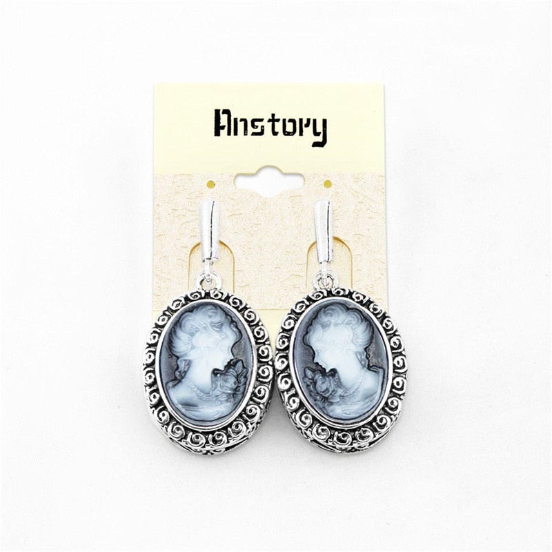 Lady Queen Cameo Earrings For Women Snail Pendant Vintage Earrings Antique Silver Plated Fashion Jewelry