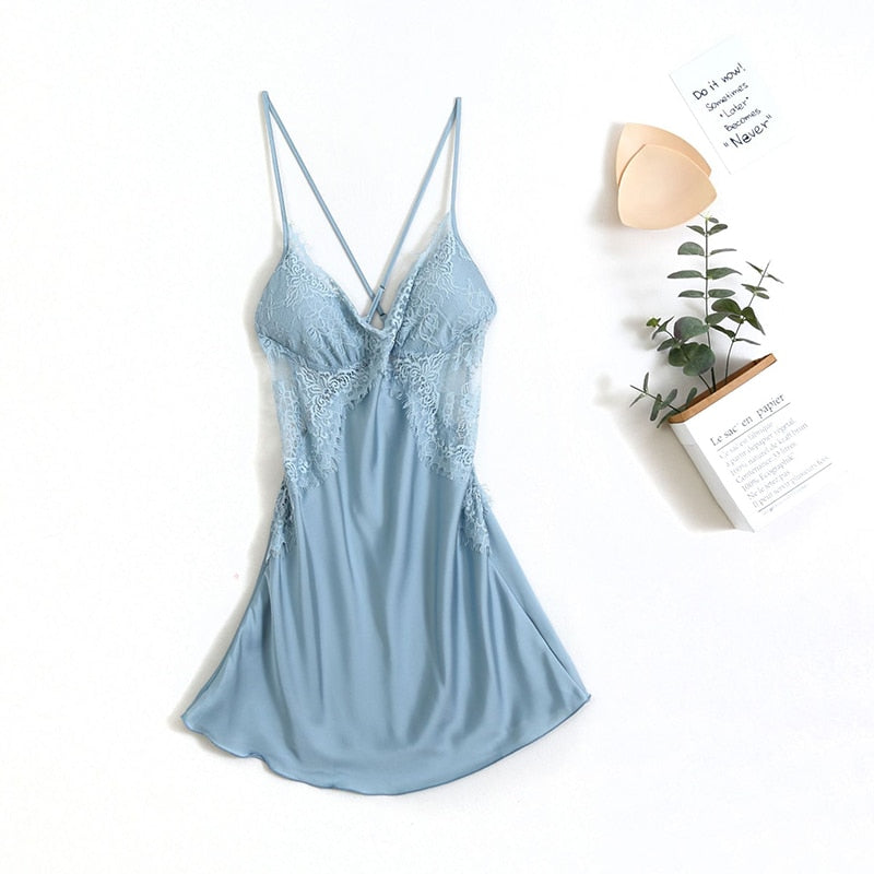 Sexy Women&#39;s Sleepwear Perspective Lace Nightdress Thin Homewear Nightwear Ice Silk Sleeveless Nightgown Night Dress Size M-XXL