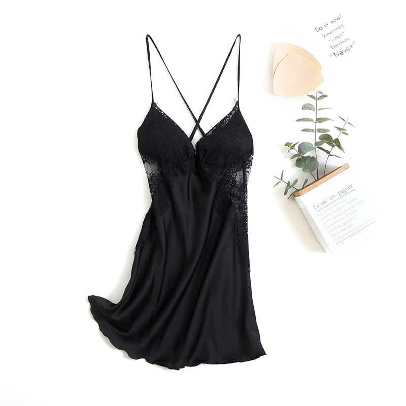 Sexy Women&#39;s Sleepwear Perspective Lace Nightdress Thin Homewear Nightwear Ice Silk Sleeveless Nightgown Night Dress Size M-XXL